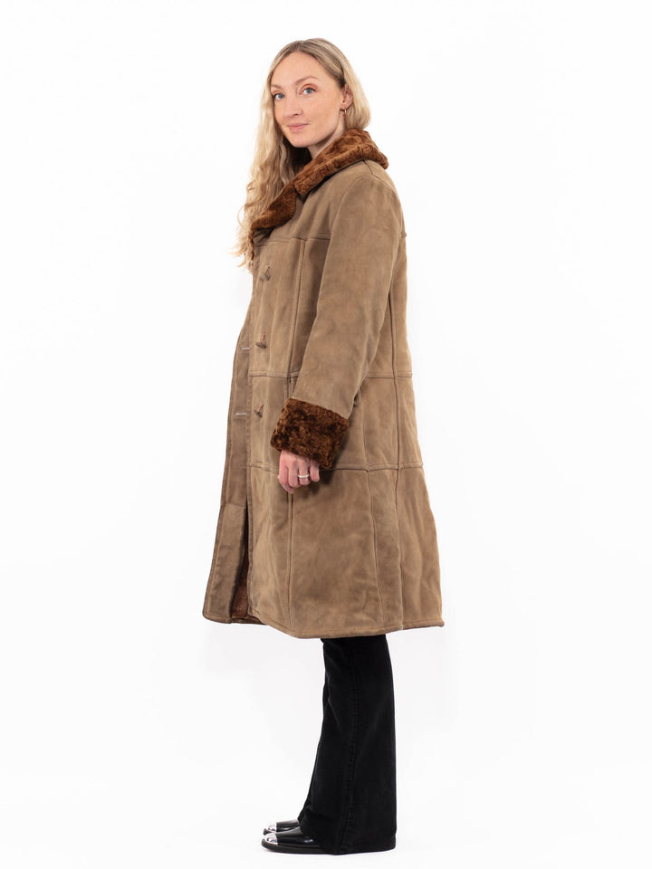 Vintage 70's Women Sheepskin Coat in BeigeA0874