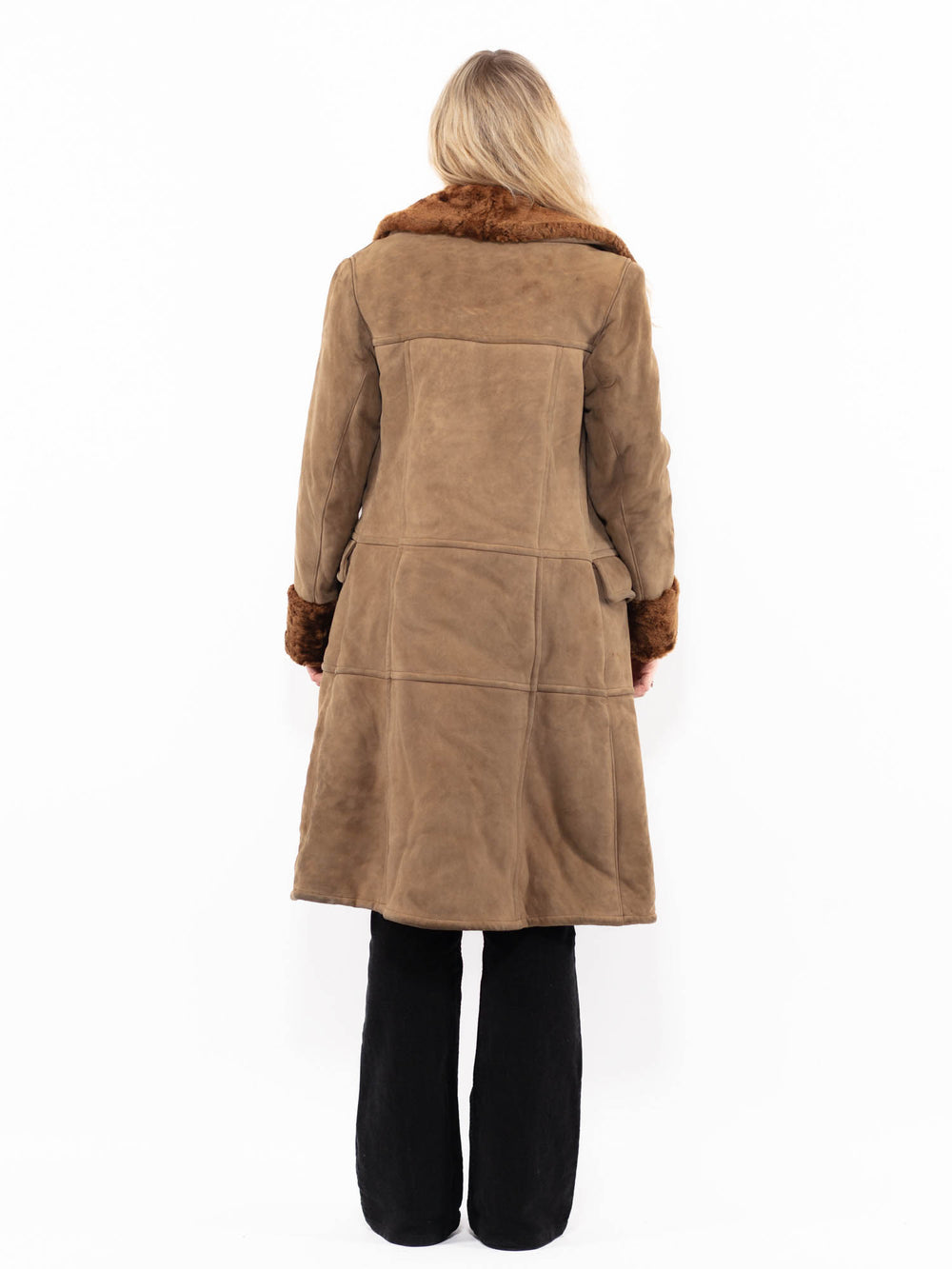 Vintage 70's Women Sheepskin Coat in BeigeA0874