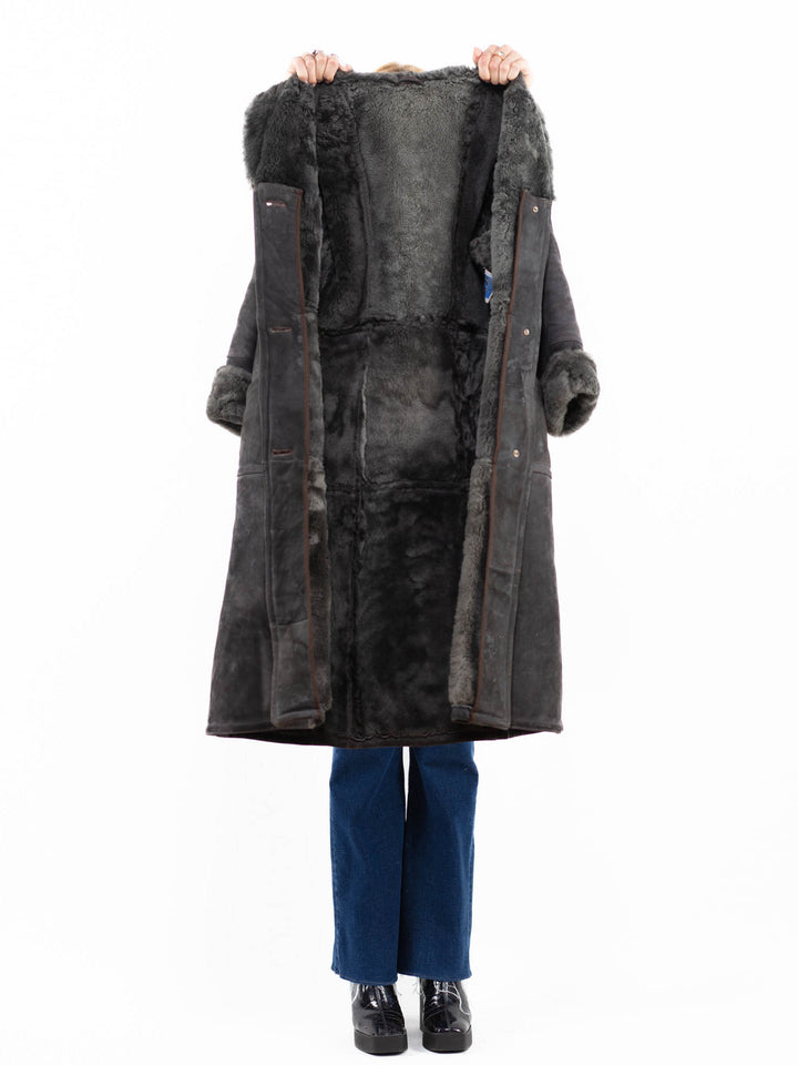 Vintage 70's Women Sheepskin Coat in GrayA0056
