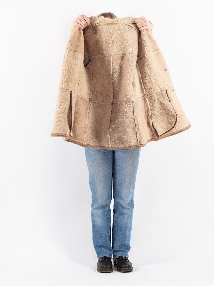 Vintage 70's Women Sheepskin Coat in Beige