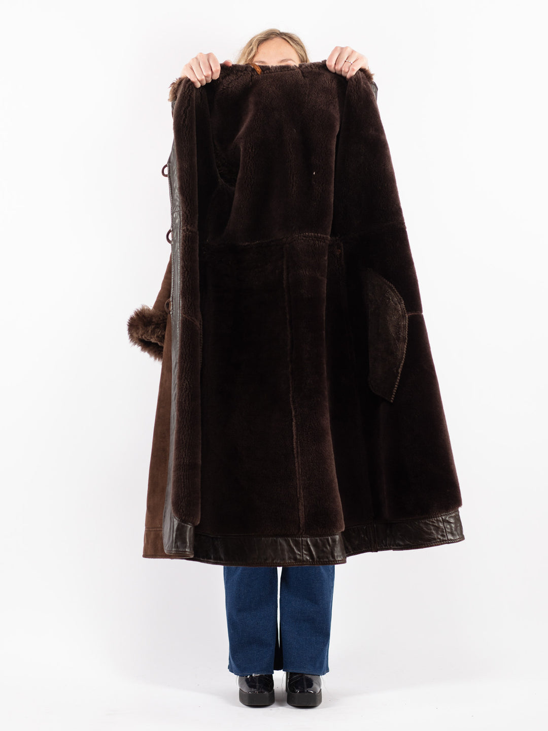 Vintage 70's Women Sheepskin Coat in Brown