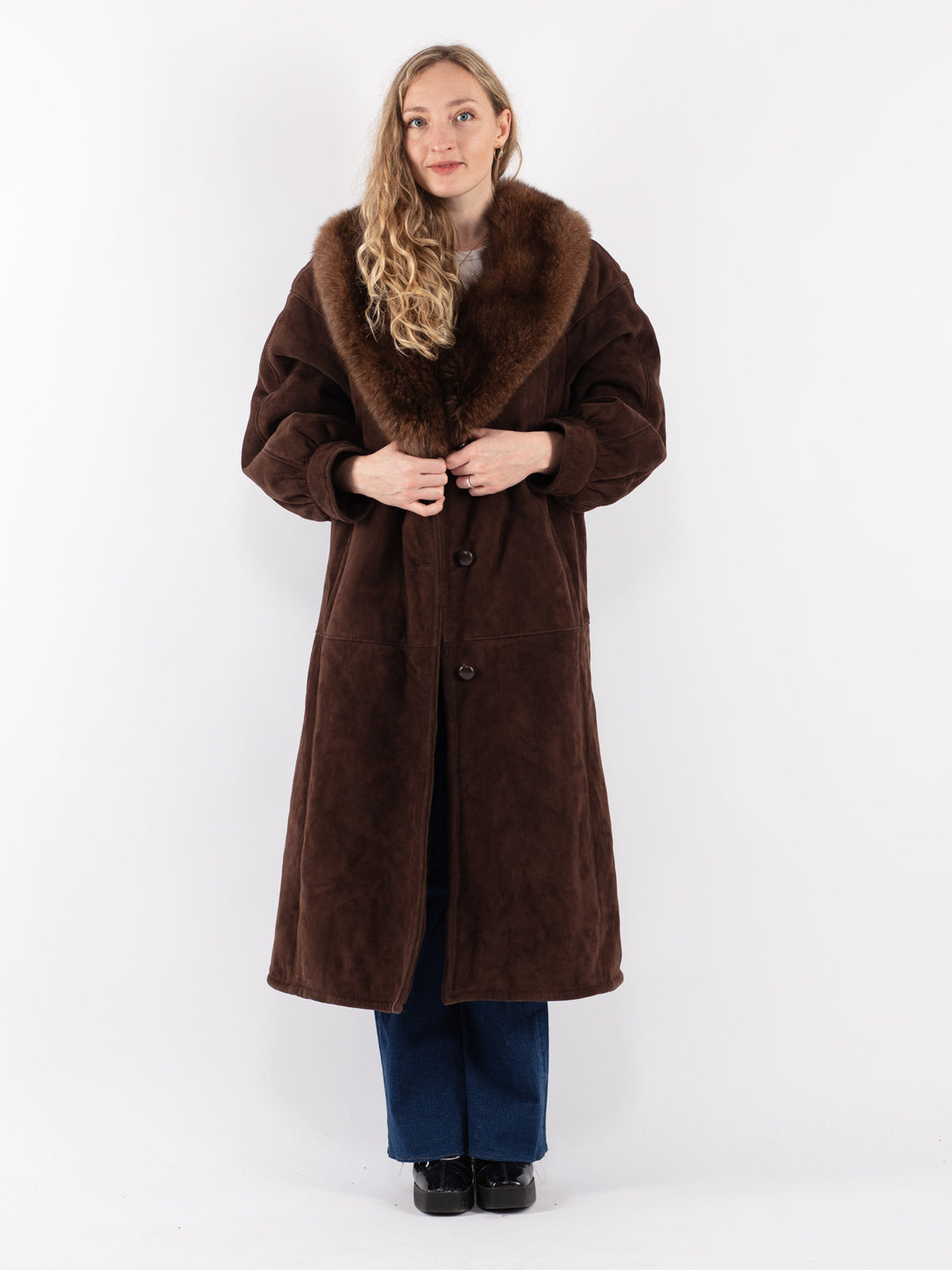 Vintage 70's Women Sheepskin Coat in Brown