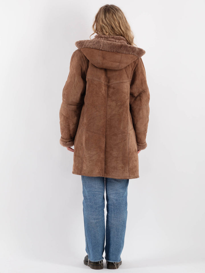 Vintage 70's Women Sheepskin Coat in Brown