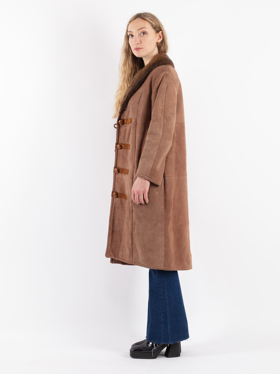 Vintage 70's Women Sheepskin Coat in Beige