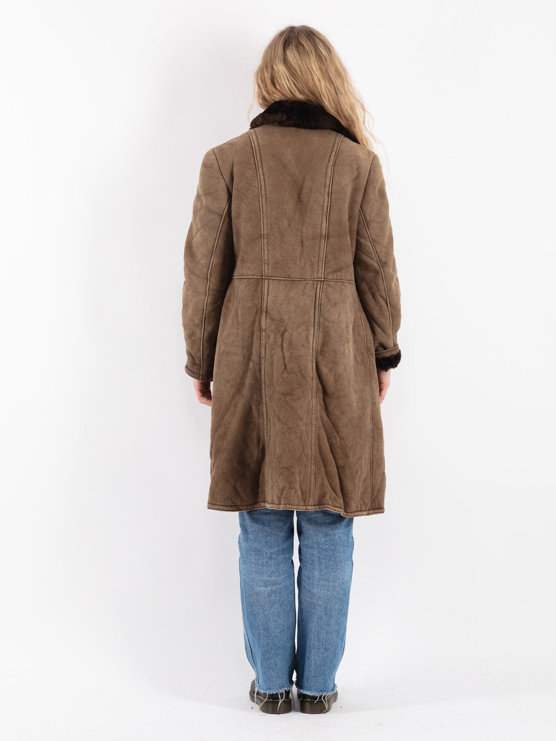 Vintage 70's Women Sheepskin Coat in Beige