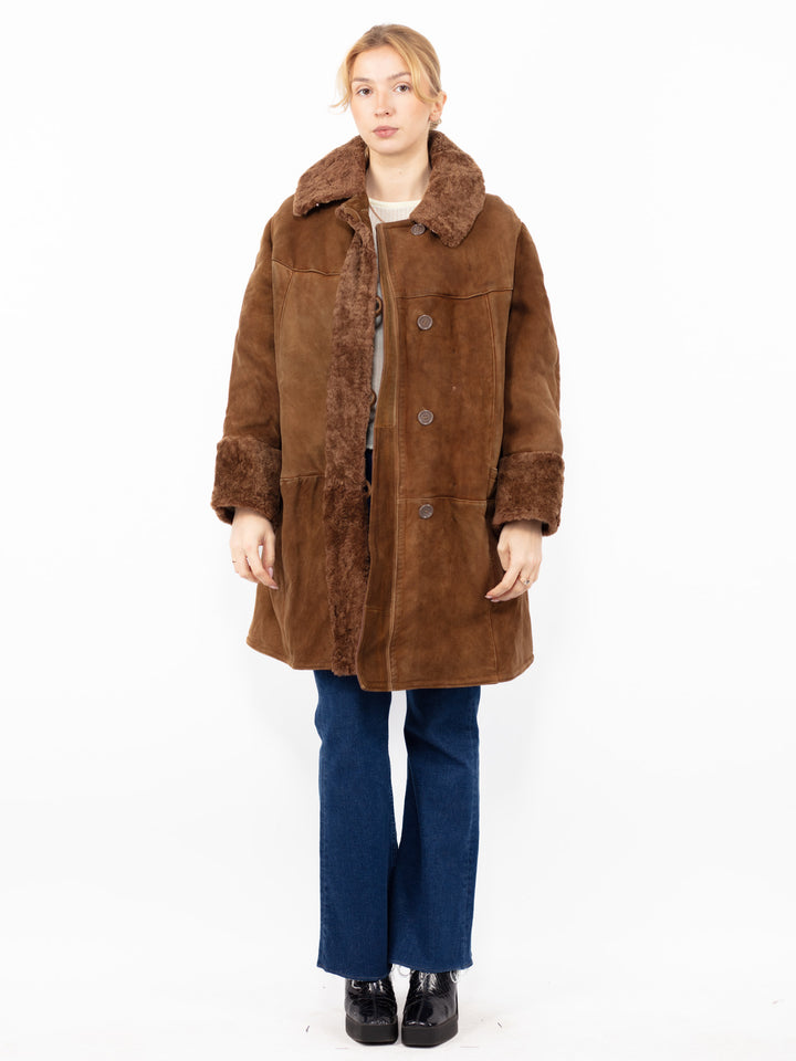 Vintage 70. gadu sieviešu aitādas mētelis brūnā krāsā