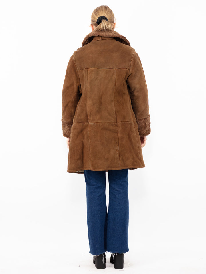 Vintage 70. gadu sieviešu aitādas mētelis brūnā krāsā