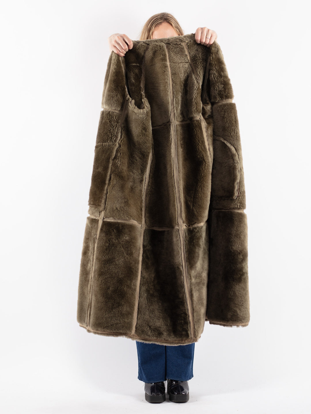 Vintage 70's Women Sheepskin Coat in Green