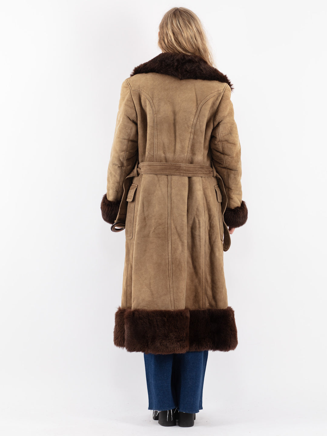 Vintage 70's Women Sheepskin Coat in Beige