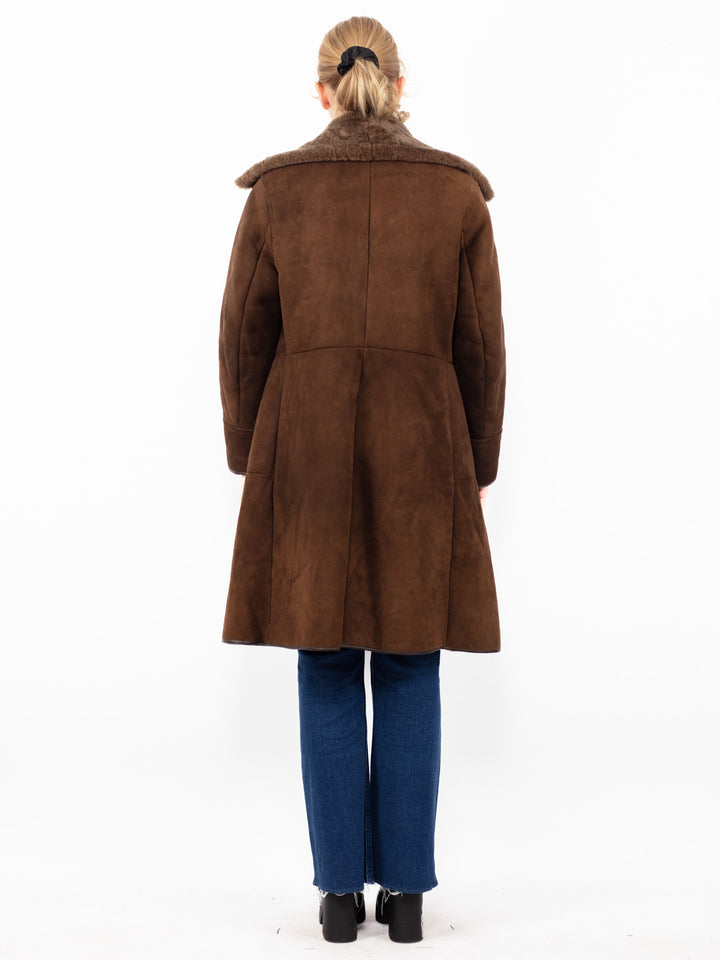 Vintage 70. gadu sieviešu aitādas garais mētelis brūnā krāsā