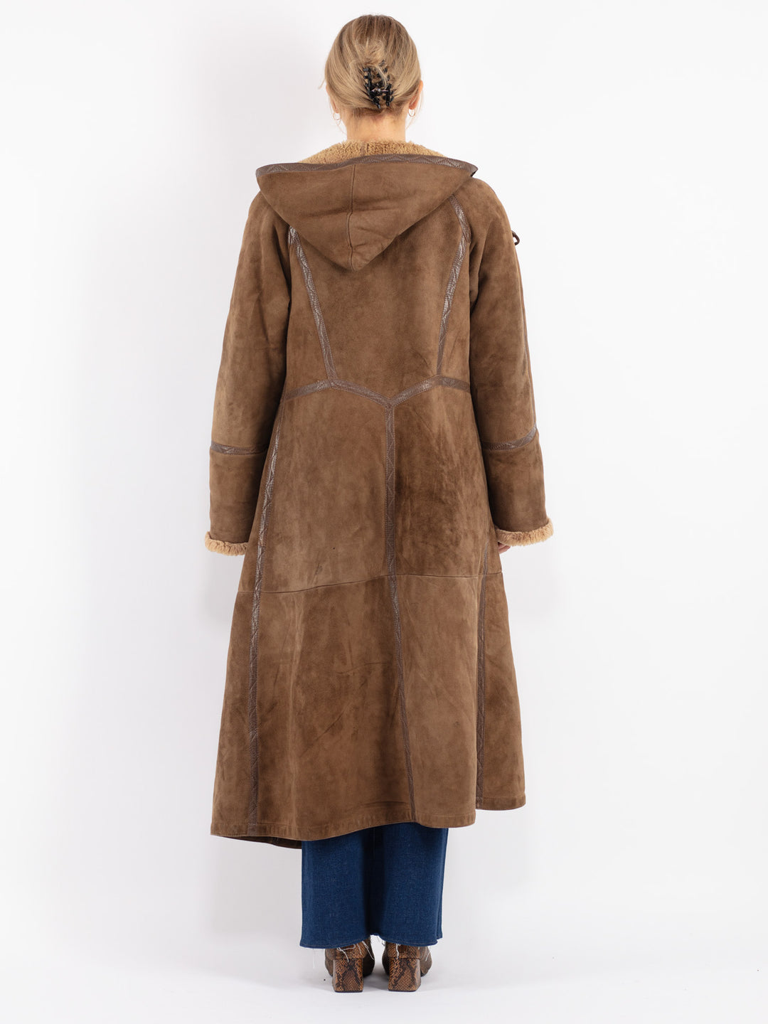 Vintage 70's Women Sheepskin Coat in Brown