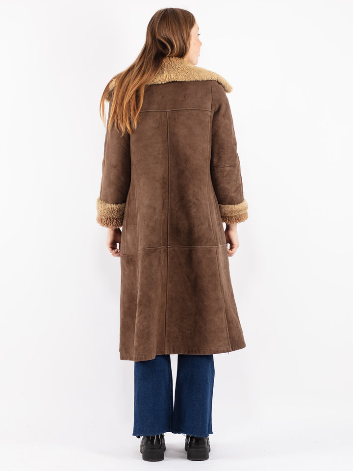 Vintage 70's Women Sheepskin Coat in Brown