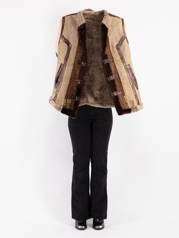 Vintage 70's Women Sheepskin Vest in Brown