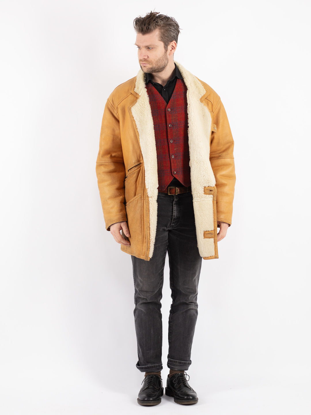 Vintage 90's Men Sheepskin in BeigeZ194