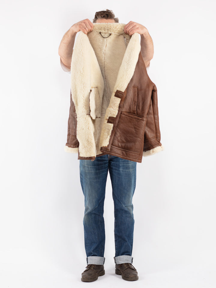 Vintage Men Sheepskin Shearling Coat in Brown