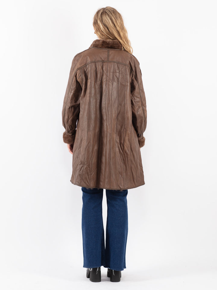 Vintage 90's Women Leather Coat in Brown