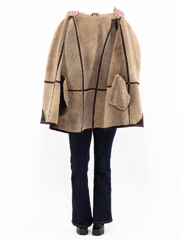 Vintage 80's Women Sheepskin Coat in BrownA1092