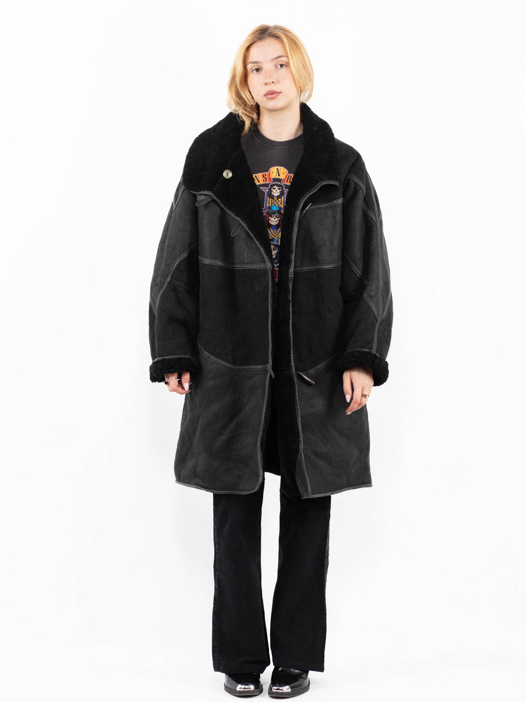 Vintage 80's Women Sheepskin Coat in BlackA0176