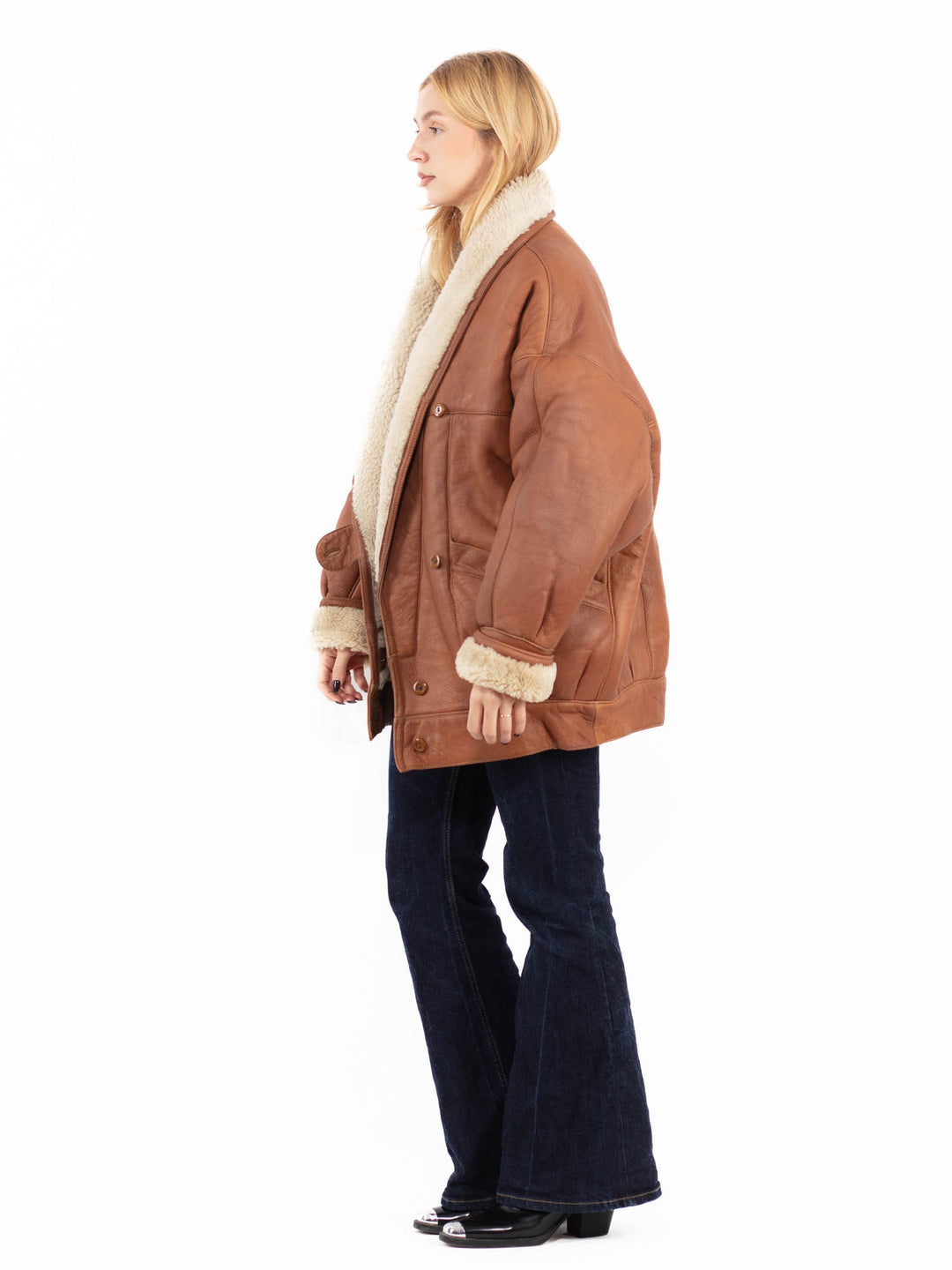 Vintage 80's Women Oversized Sheepskin Coat in Brown