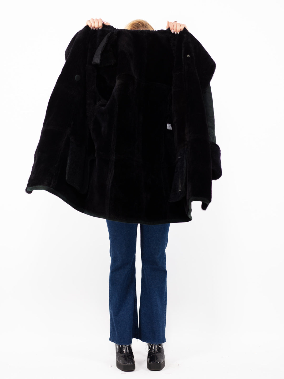 Vintage 80. gadu sieviešu Hide Society aitādas mētelis melnā krāsā