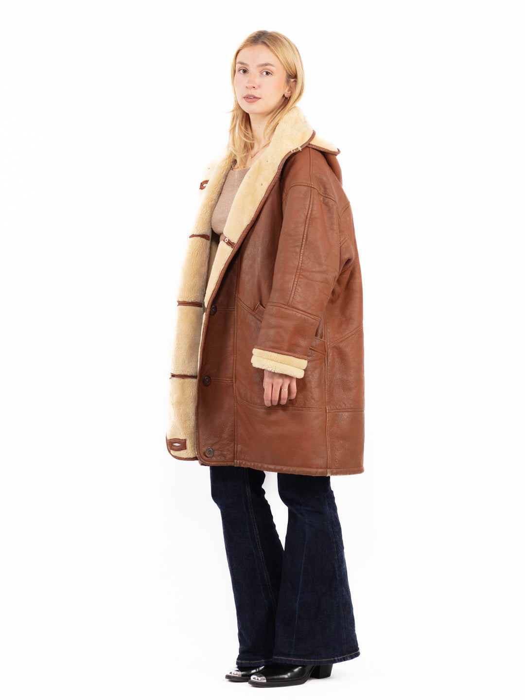 Vintage 80's Women Oversized Sheepskin Coat in Brown