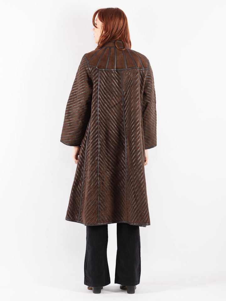 Vintage 80's Women Sheepskin Coat in Brown