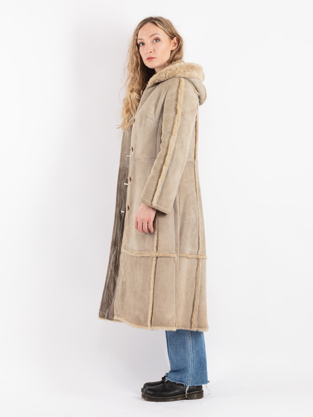 Vintage 80's Women Sheepskin Coat in BeigeV9076