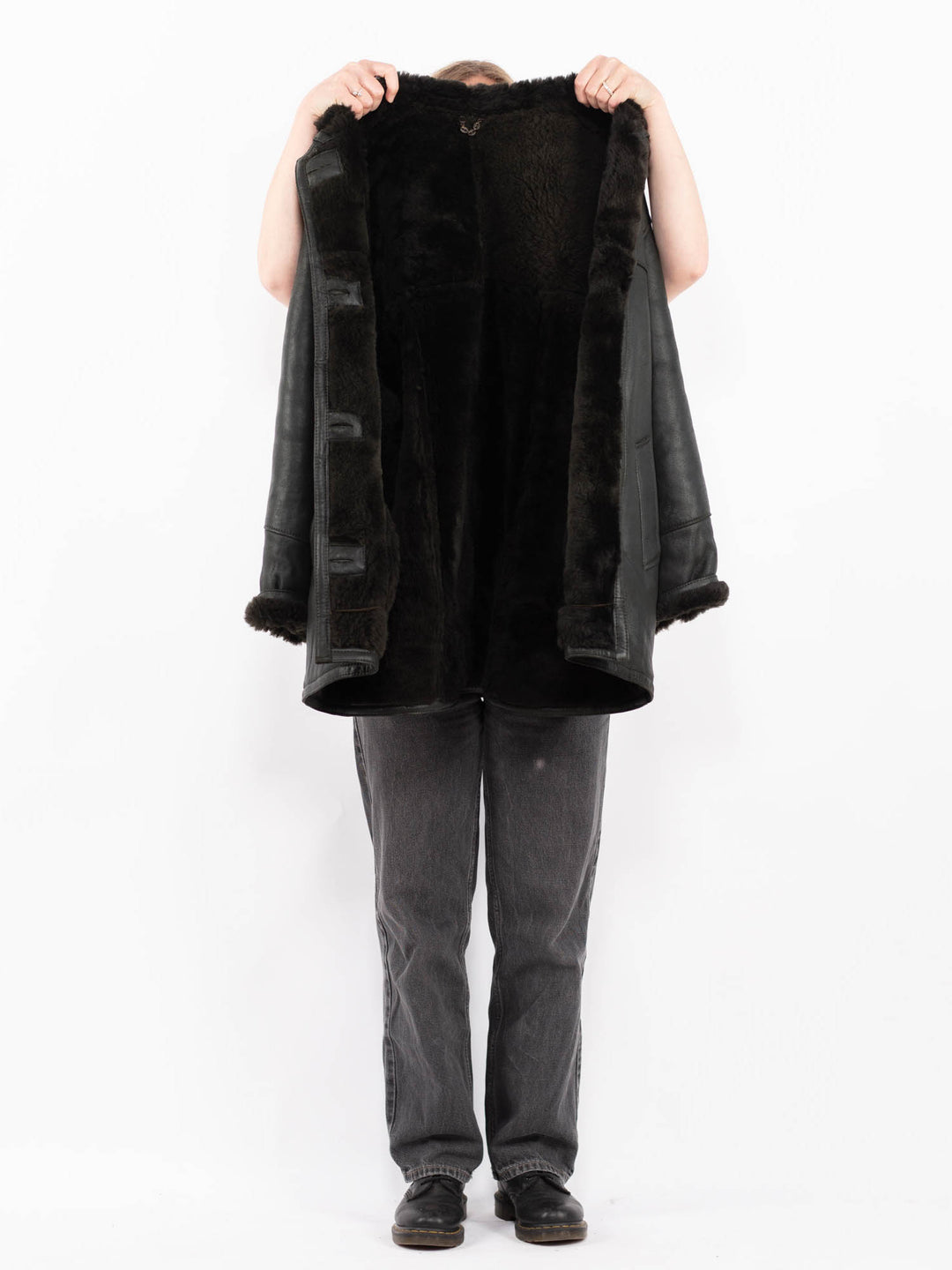 Vintage 90's Women Oversized Sheepskin Coat in Black