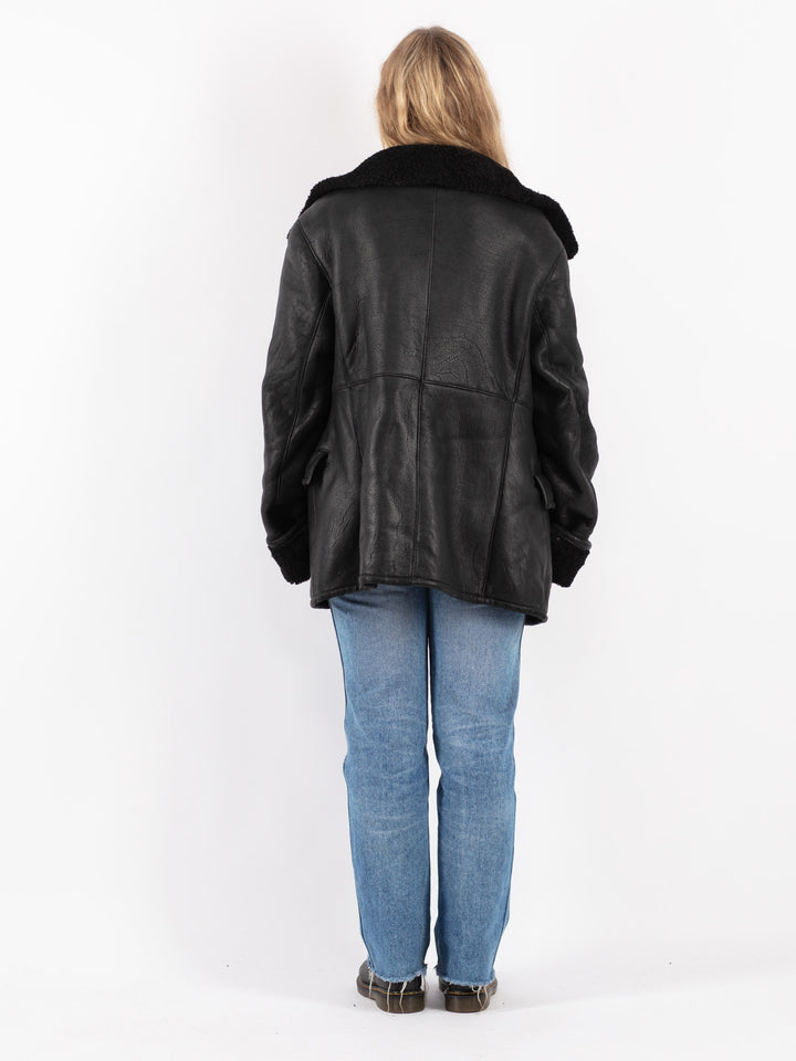 Vintage 80's Women Sheepskin Coat in Black