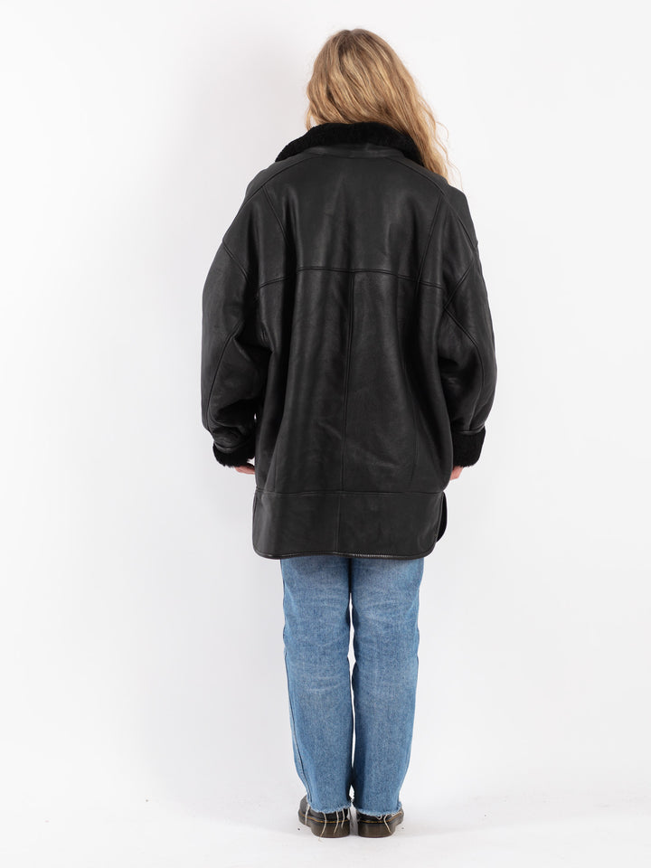 Vintage 80's Women Sheepskin Coat in Black