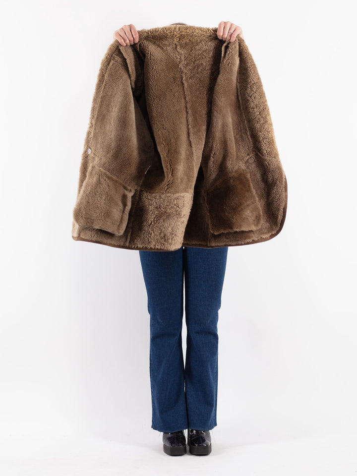 Vintage 80's Women Sheepskin Shearling Coat in Brown