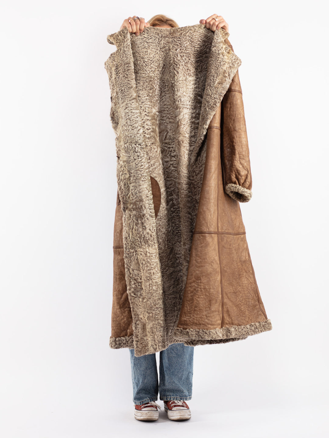 Vintage 80's Women Sheepskin Coat in Beige