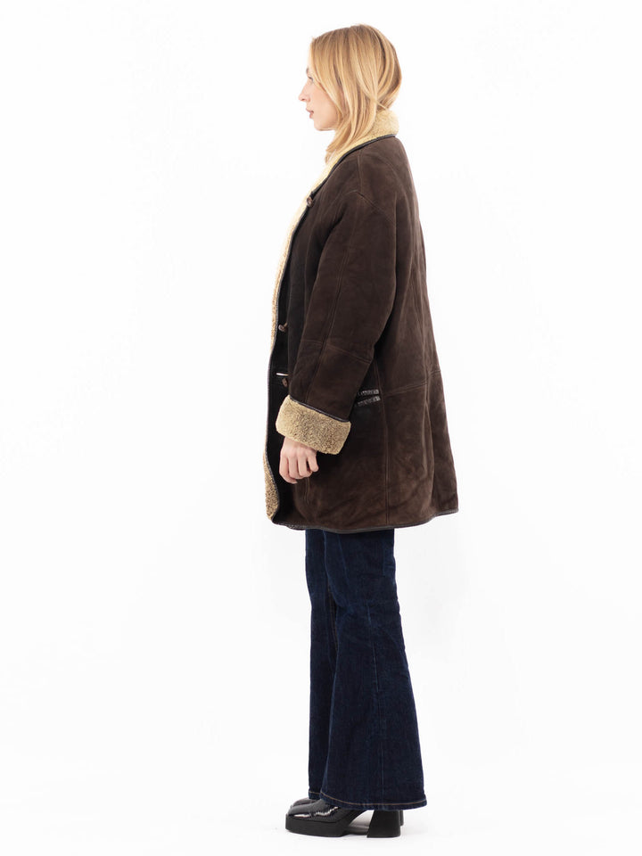 Vintage 90's Women Sheepskin Coat in BrownA1144