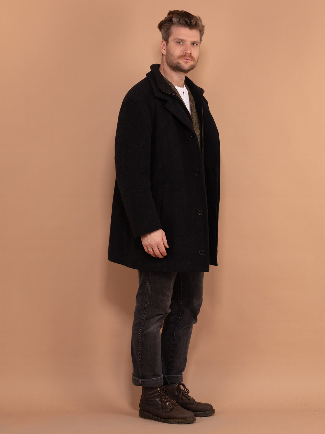 Vintage 90's Men Cashmere Wool Blend Coat in Dark Gray - NorthernGrip