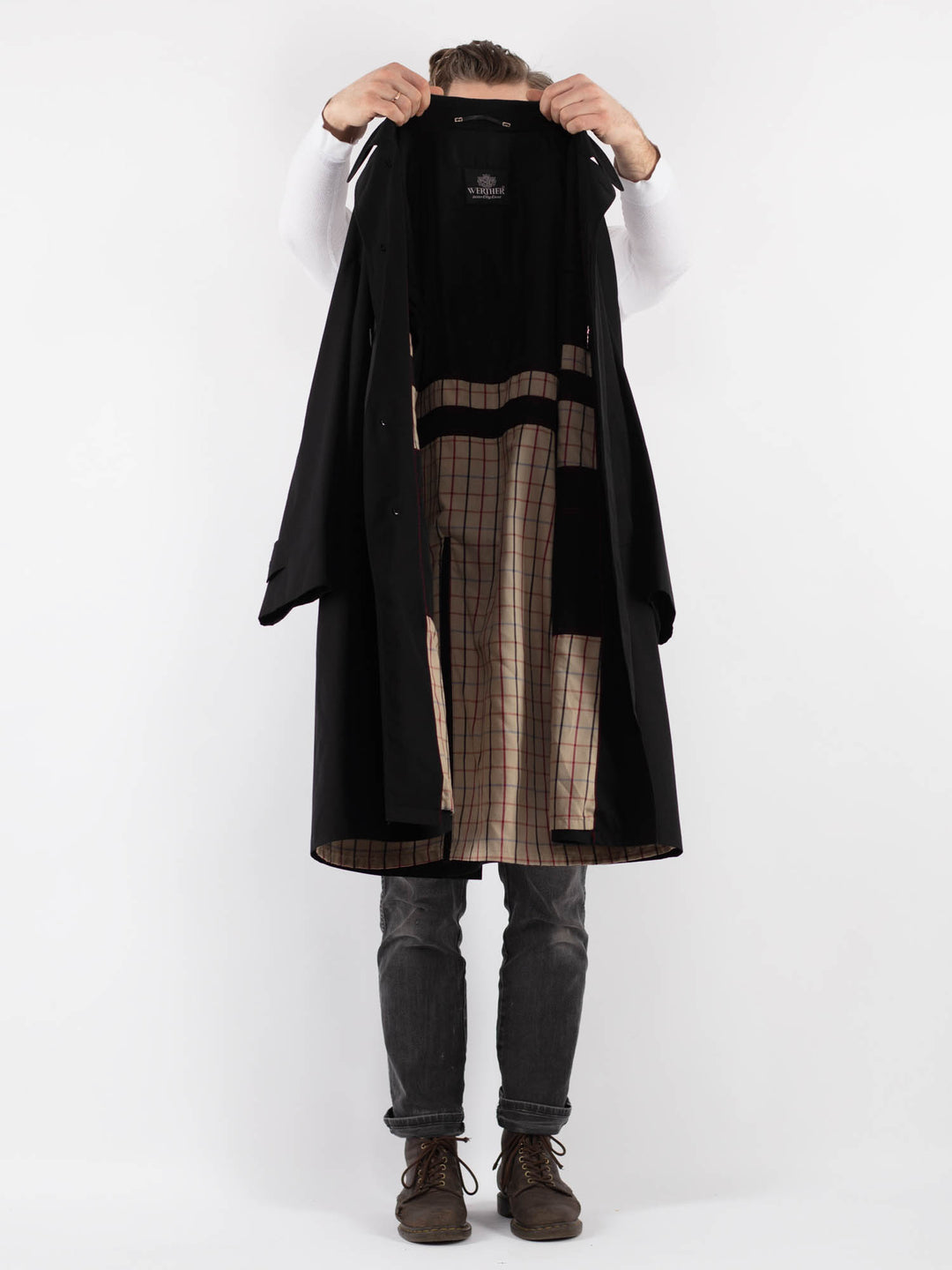 Vintage 90's Men Trench Coat in Black