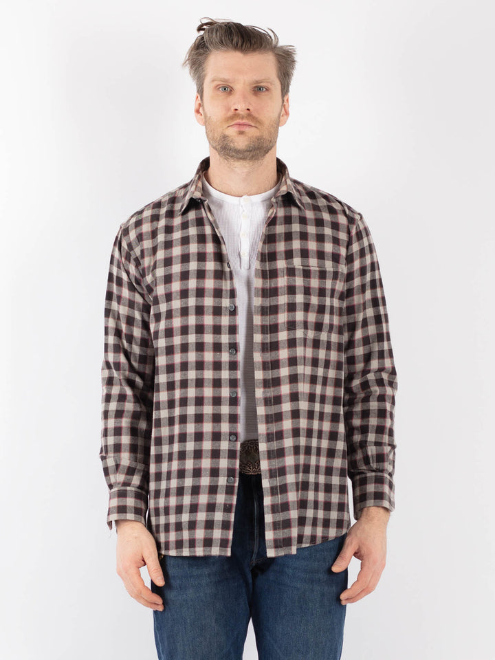 Vintage 90's Men Plaid Flannel Shirt in GrayZ1137