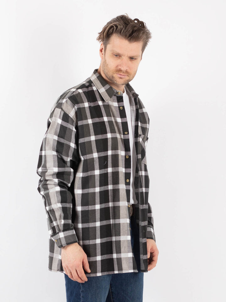 Vintage 90's Men Plaid Flannel Shirt in GrayZ1160