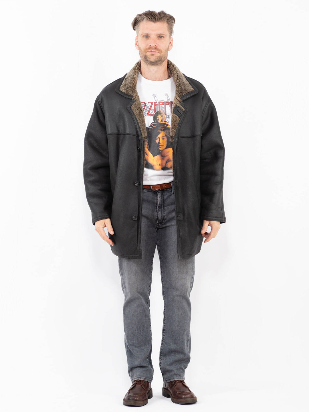 Vintage 90's Men Sheepskin Coat in BlackZ2055