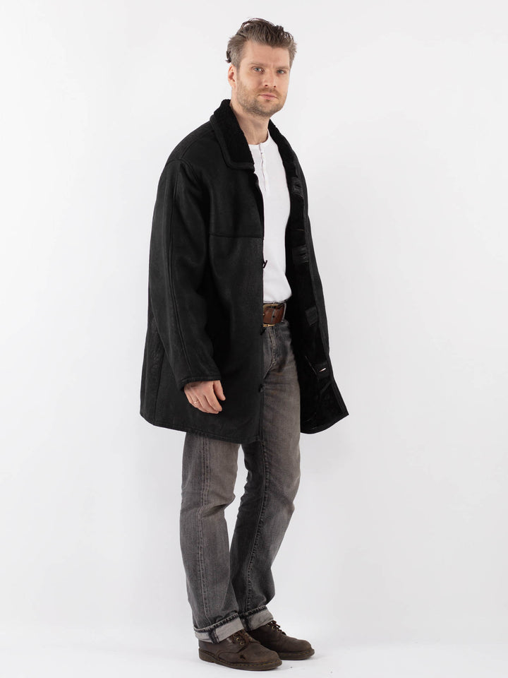 Vintage 90's Men Sheepskin Coat in BlackZ1132