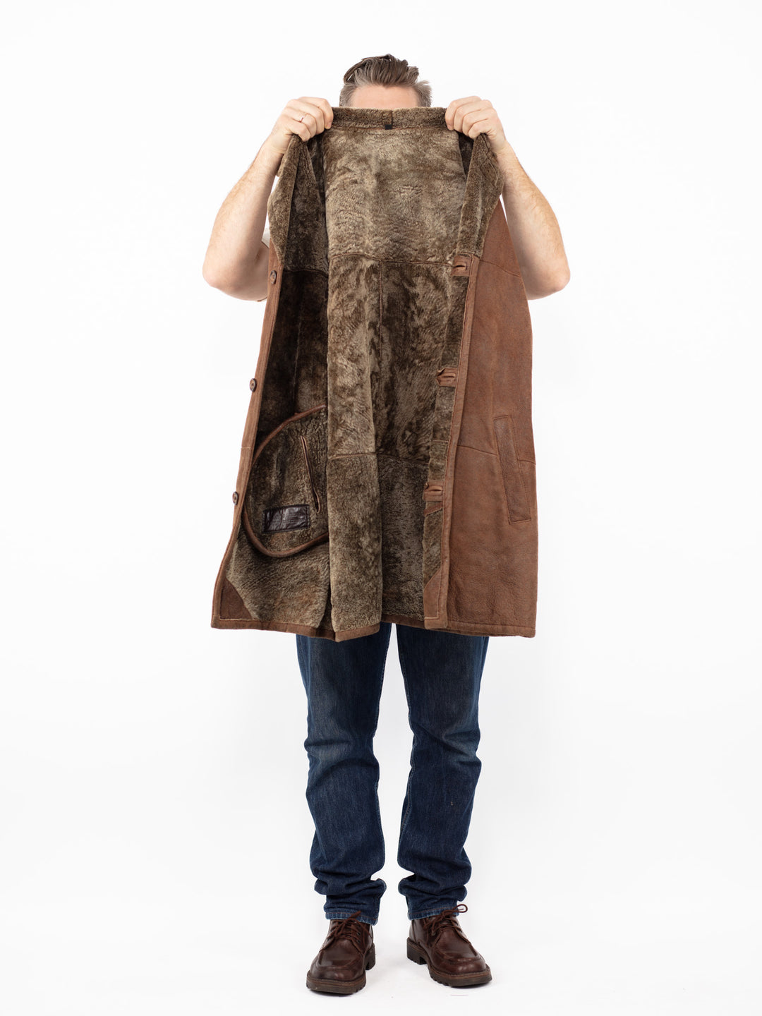 Vintage 90. gadu vīriešu aitādas mētelis brūnā krāsā