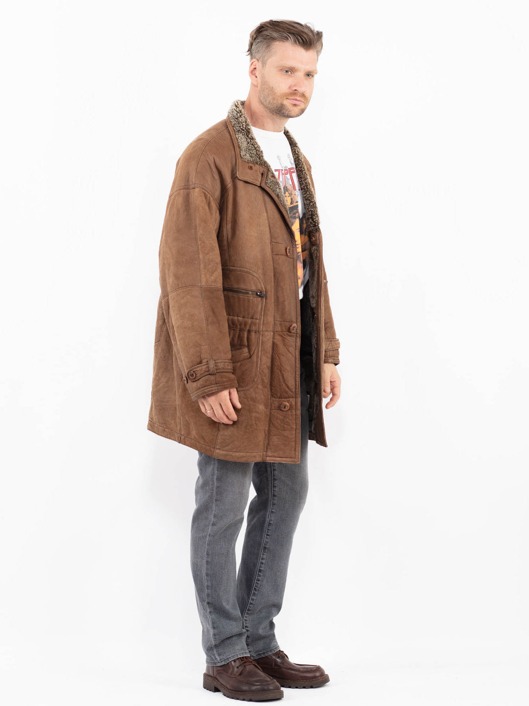 Vintage 90's Men Sheepskin Coat in BrownZ2114