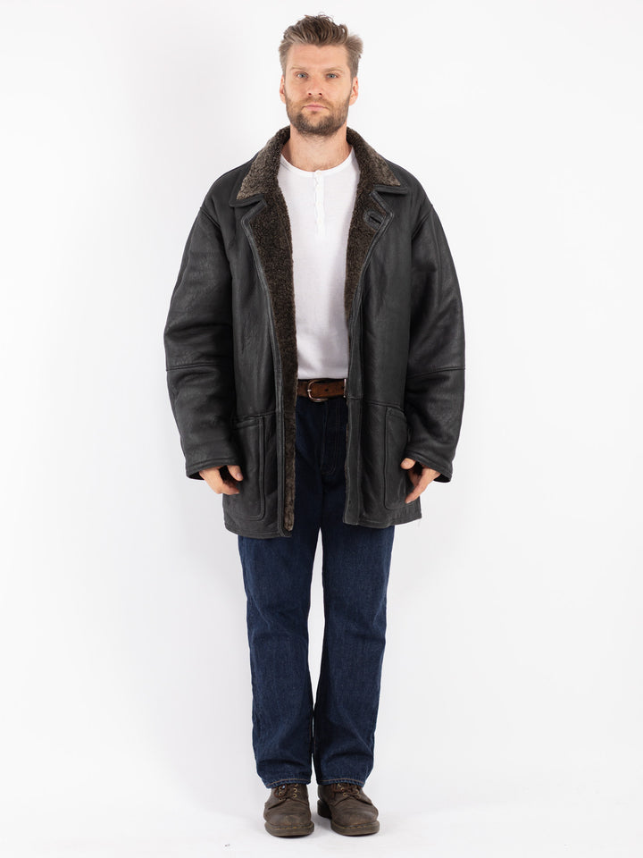Vintage 90's Men Sheepskin in Black