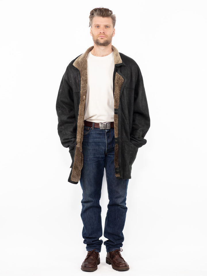 Vintage 90. gadu vīriešu aitādas mētelis melnā krāsā