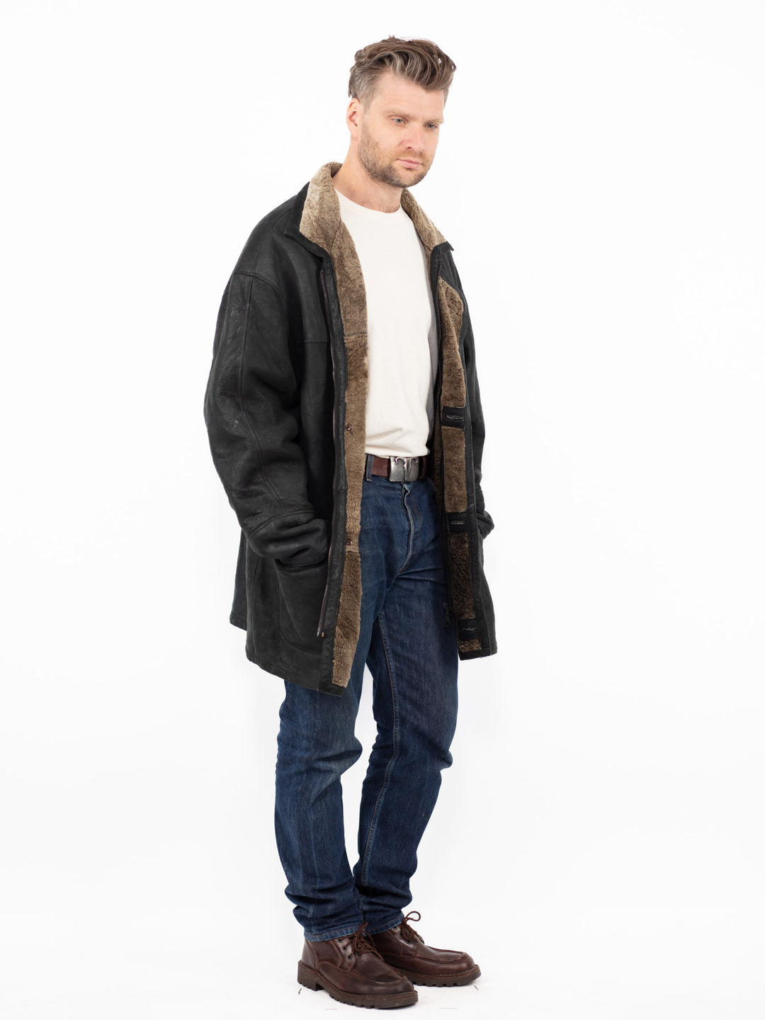 Vintage 90. gadu vīriešu aitādas mētelis melnā krāsā