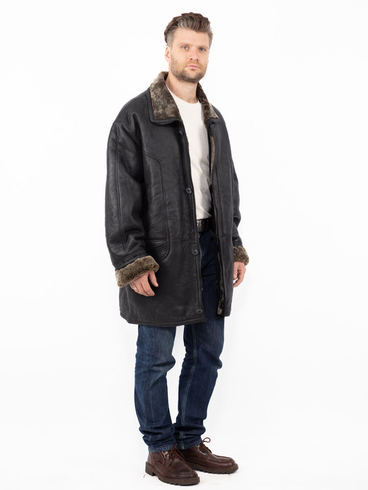 Vintage 90's Men Oversized Sheepskin Coat in Black