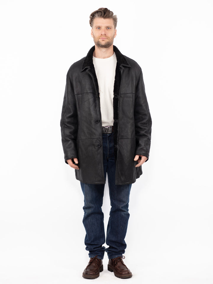 Vintage 90. gadu vīriešu aitādas mētelis melnā krāsā (šujas, atstāt draftos)