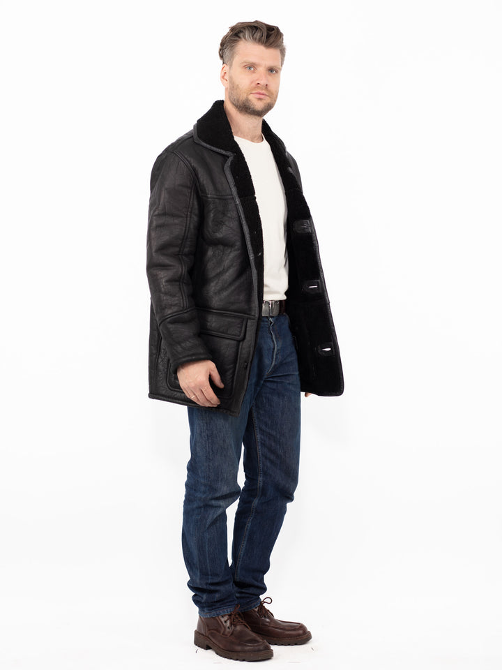 Vintage 90. gadu vīriešu aitādas ādas mētelis melnā krāsā