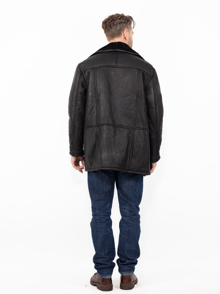 Vintage 90. gadu vīriešu aitādas ādas mētelis melnā krāsā