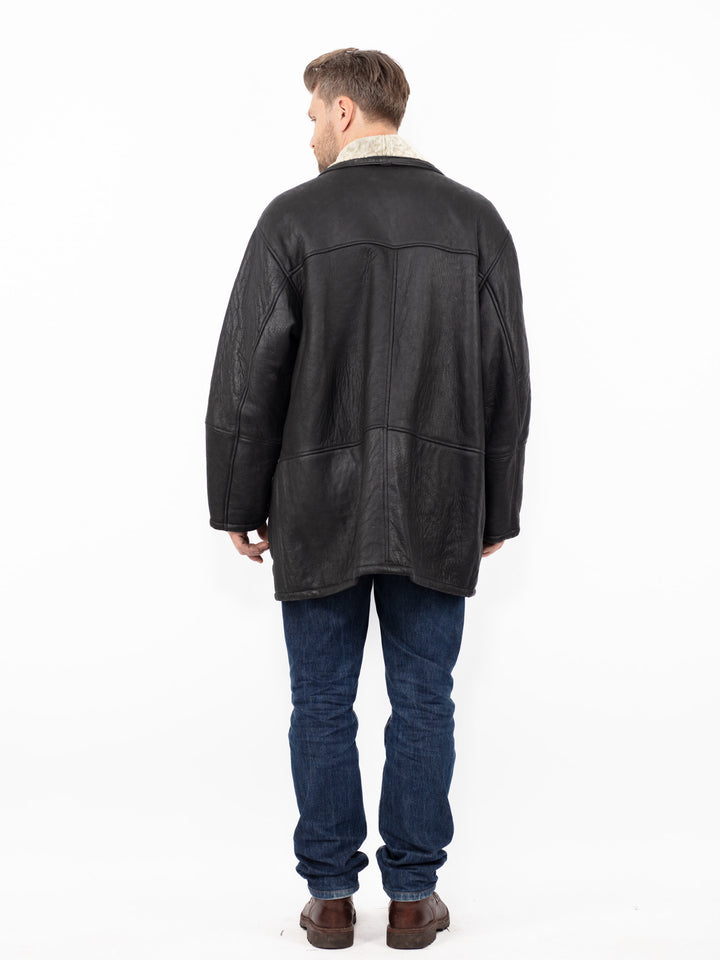 Vintage 90. gadu vīriešu aitādas ādas mētelis melnā krāsā