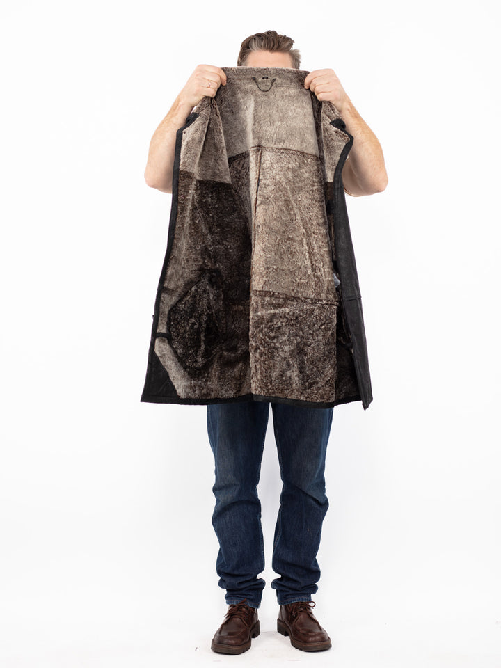 Vintage 90. gadu vīriešu aitādas ādas mētelis melnā krāsā